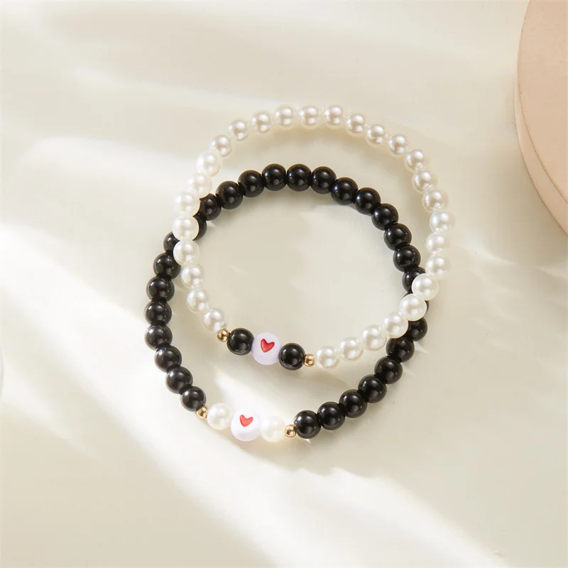 2 Pcs Romantic Love Heart Bracelets for Women and Men Handmade White and Black Beads Couple Bracelet Friendship Lovers Jewelry