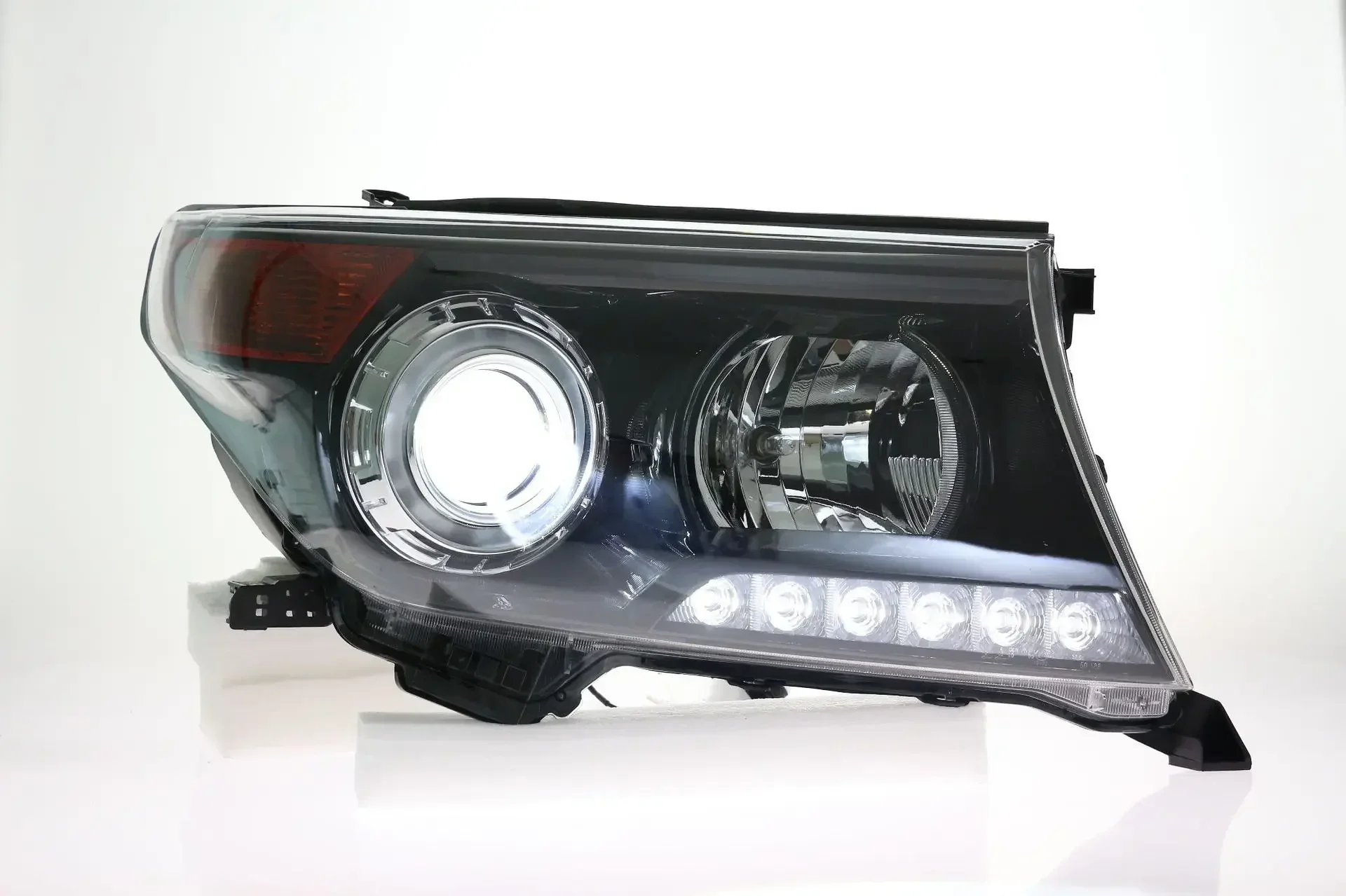

Пара подходит для модификации фары Toyota Landcooluzer 12-15, светодиодные дневные ходовые огни Land Cruiser