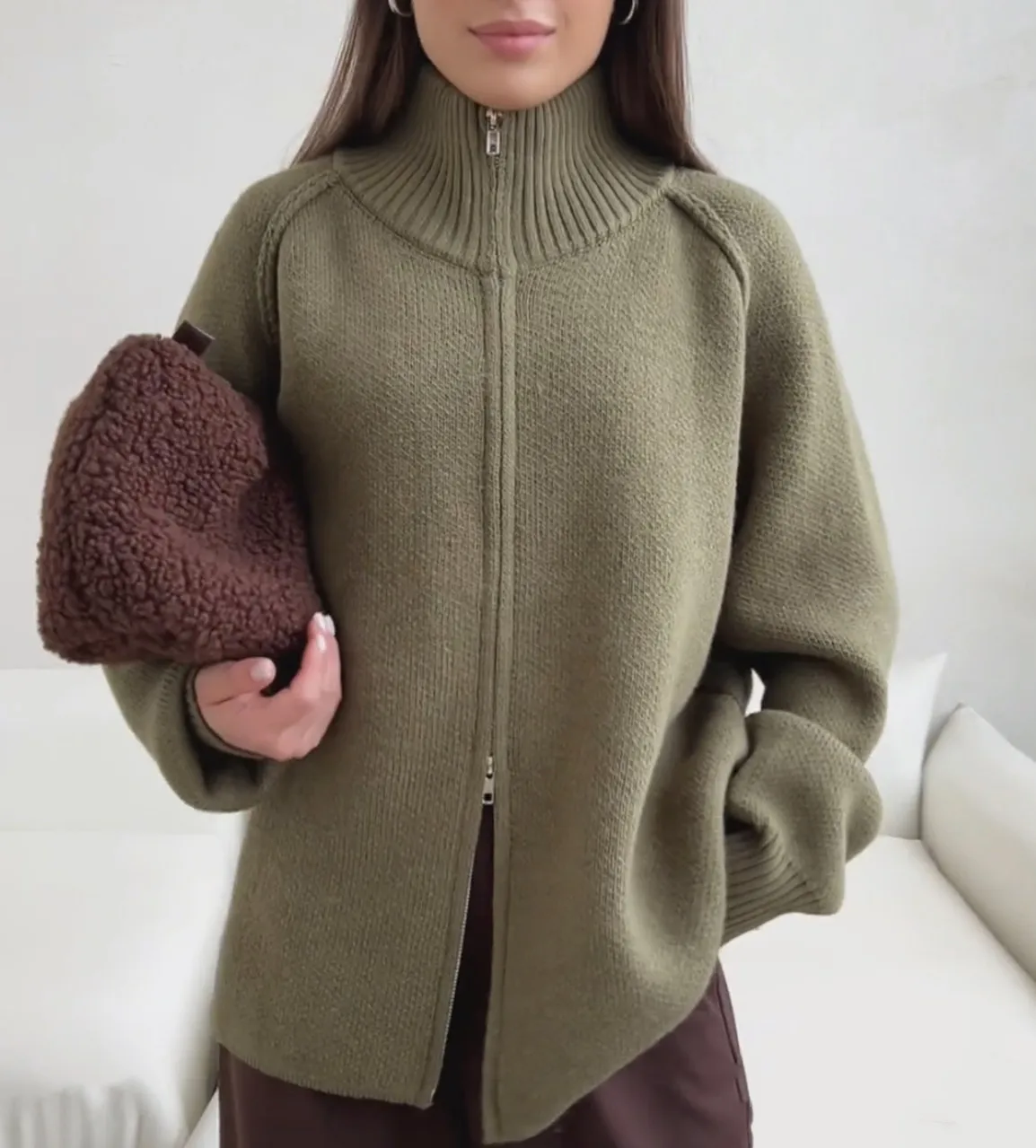 

Autumn Winter Warm Cardigan Fashion Solid Color Knitted Zipper Long Sleeved Stand Collar Jacket Loose Casual Sweater Coat Women