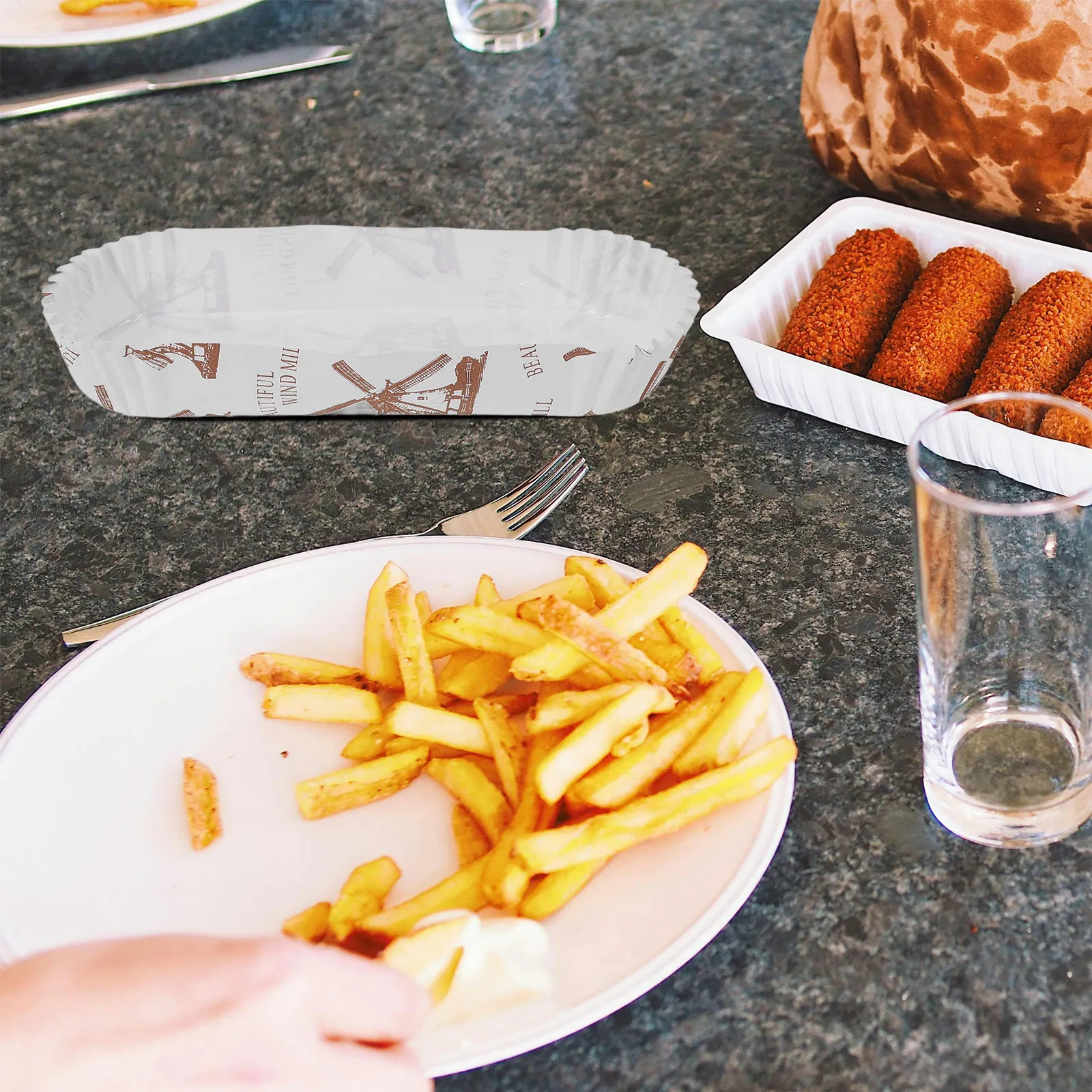 100Pcs Hot Dog Wrappers Disposable Paper Tray with Attractive Print Design Suitable for Sausages Fries Snack Serving Tray