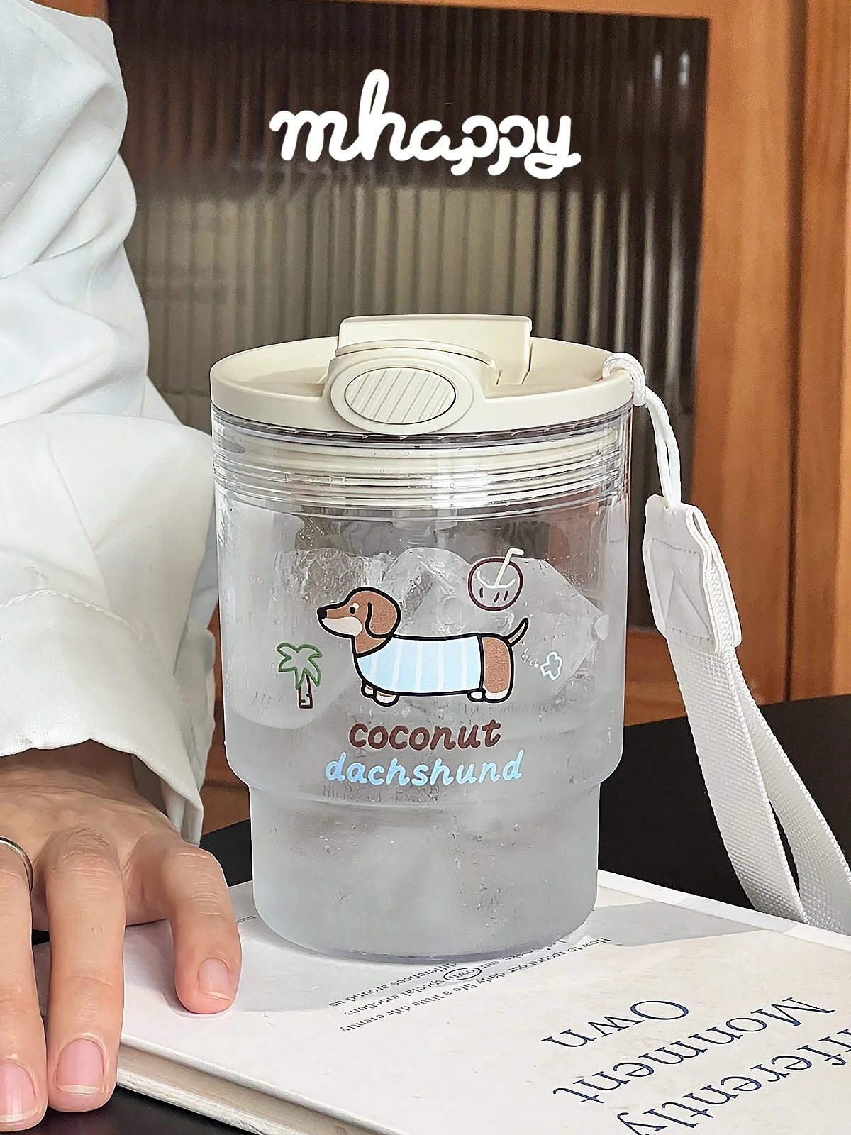 

Large Capaci St Cup Transparent Plastic nut Island Sausage Dog Hanging Rope High Temperature Resistant Tritan Water ...