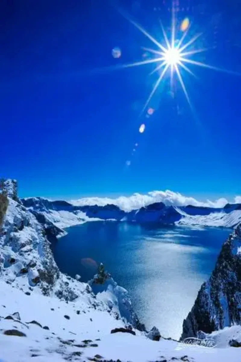 boite-de-rangement-pour-ecran-arriere-avec-support-pour-tesla-model-y-2025-boite-de-rangement-en-silicone-anti-vibration-speciale-pour-ecran-arriere