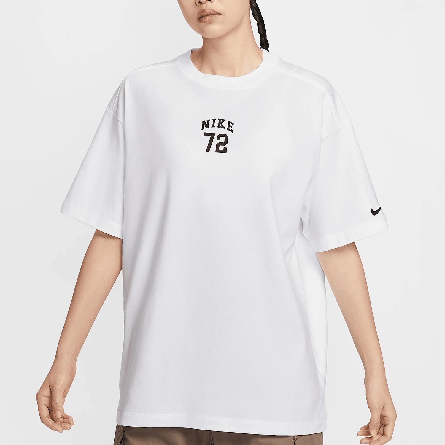 

Nike genuine Sportswear Women's Casual Daily Breathable T-Shirt IF0391-100