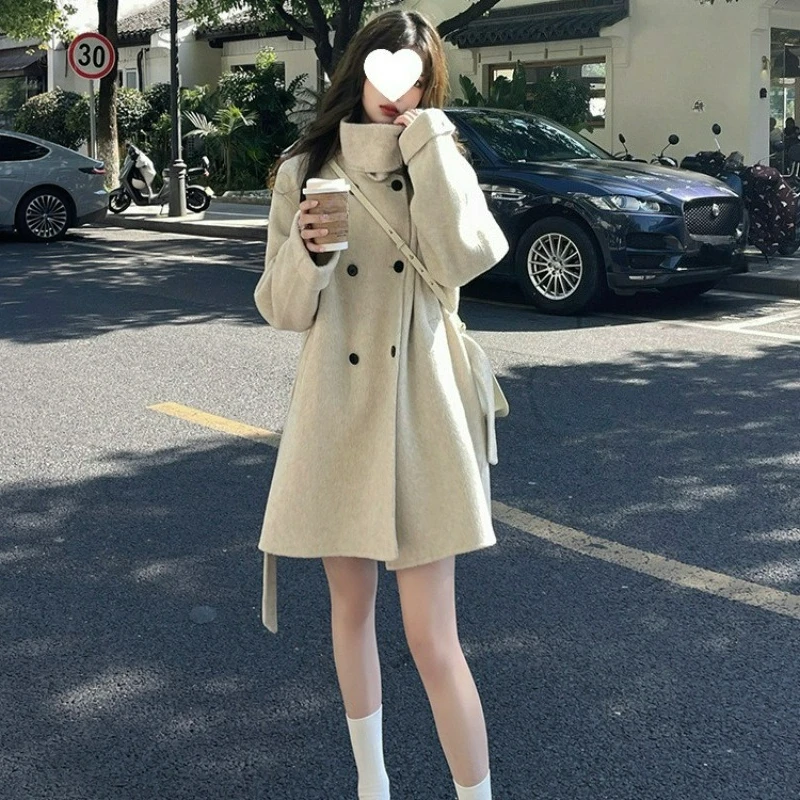 

Осень/зима 2026, новое шерстяное пальто в корейском стиле для женщин, коллекция шерстяных пальто в корейском стиле со шнуровкой и воротником-стойкой для женщин