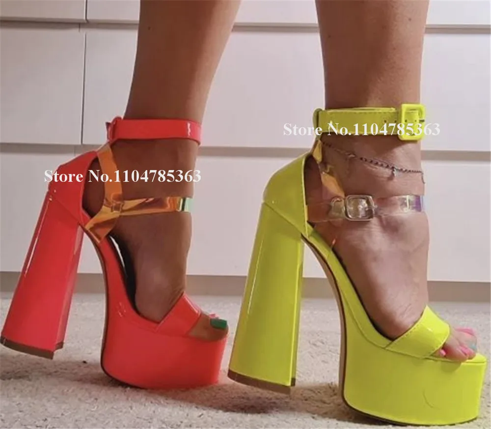 Sandali con tacco grosso in pelle verniciata rosa gialla brillante Punta aperta Cinghie in PVC Patchwork Piattaforma alta Tacco spesso Tacchi da festa