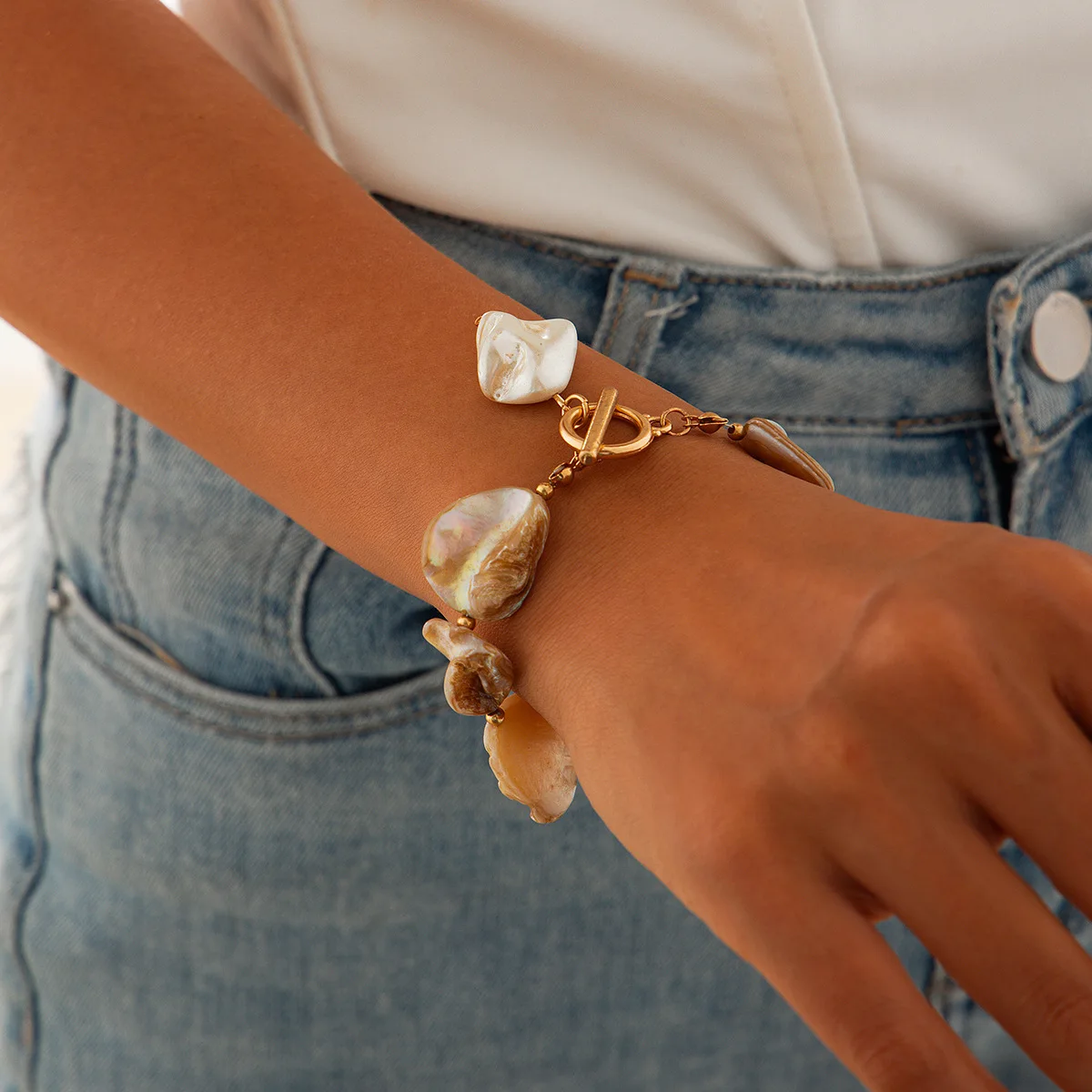 

Boho Irregular Imitation Pearl Pendant Bracelet 2024 Women's Simple Creative Gold Bead Weaving Girls Beach Jewelry