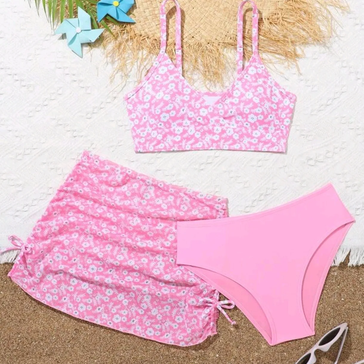 Set bikini per ragazze con stampa floreale da 3 pezzi Costume da bagno per bambini Gonne da spiaggia 7-12 anni Costumi da bagno per bambini 2025 Costume da bagno per ragazza adolescente