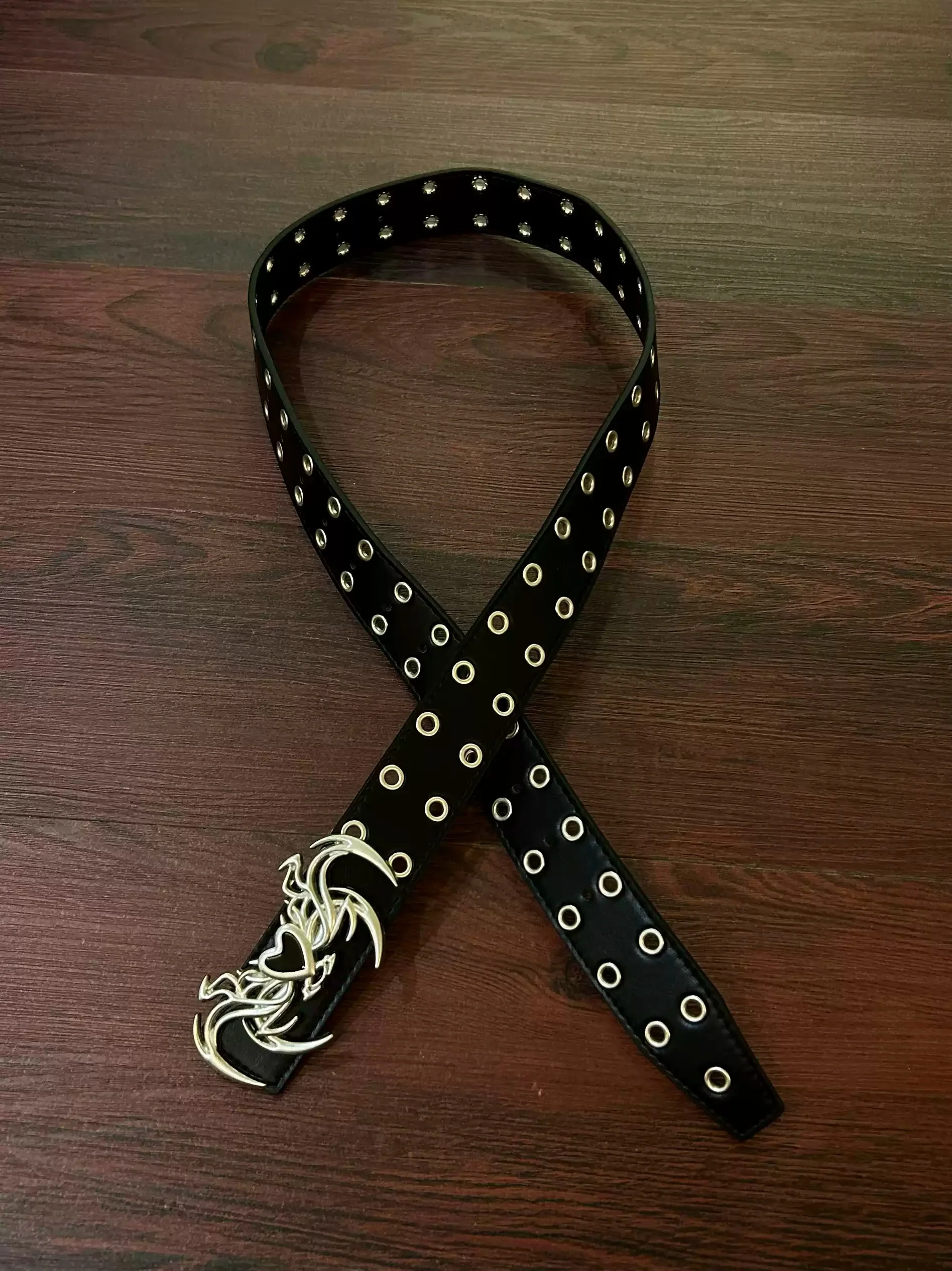 

Металлический ремень в стиле панк-хип-хоп, черный, с характерным дизайном, готический, унисекс, из высококачественной искусственной кожи, аксессуар для одежды