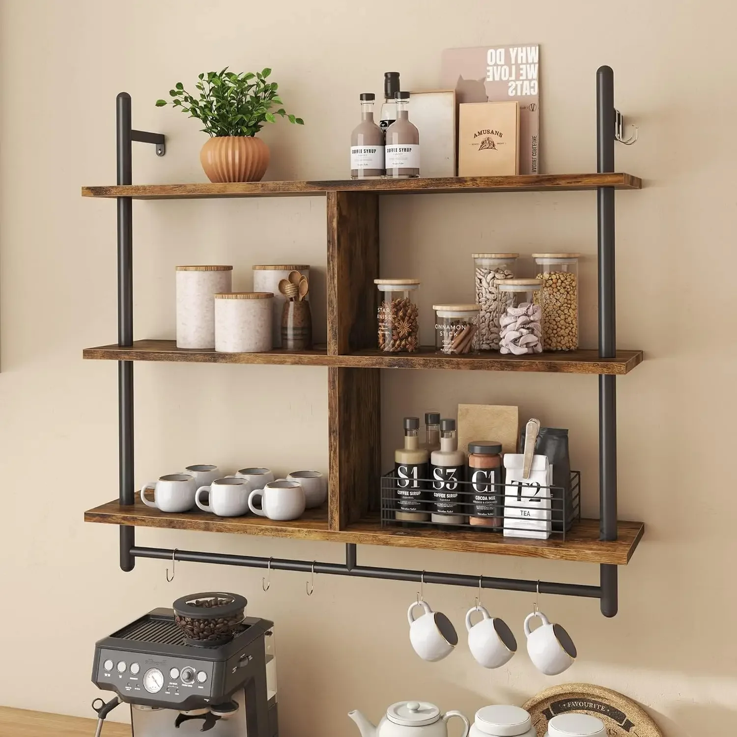 Industrieller wandmontierter Ladderständer mit Rundrohr und Haken, Holzregal für Dekoration und