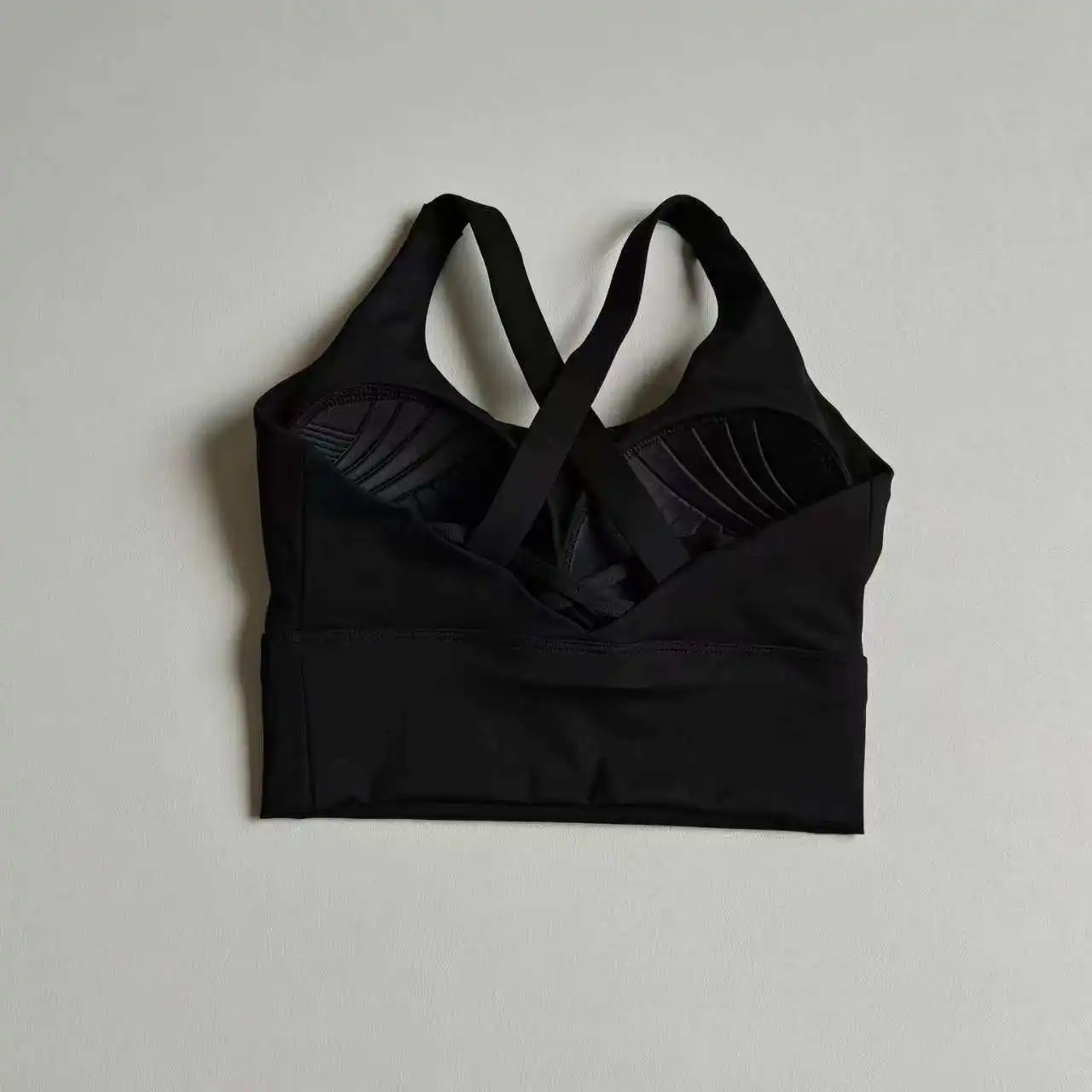 Einfarbiger Damen-Fitness-BH, weicher Rücken mit Kreuzmuster, hochfest, stoßfest, Sport-Top mit Brustpolster, Push-up-Yoga-Weste – Detail 12
