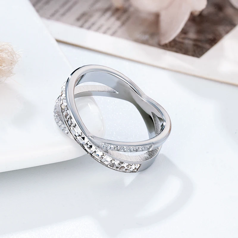 Schönes Design Biforked Inlay Zirkon und Kristall Ring für Frau Edelstahl Hochzeit Schmuck Ring Liebesgeschenk – Detail 5