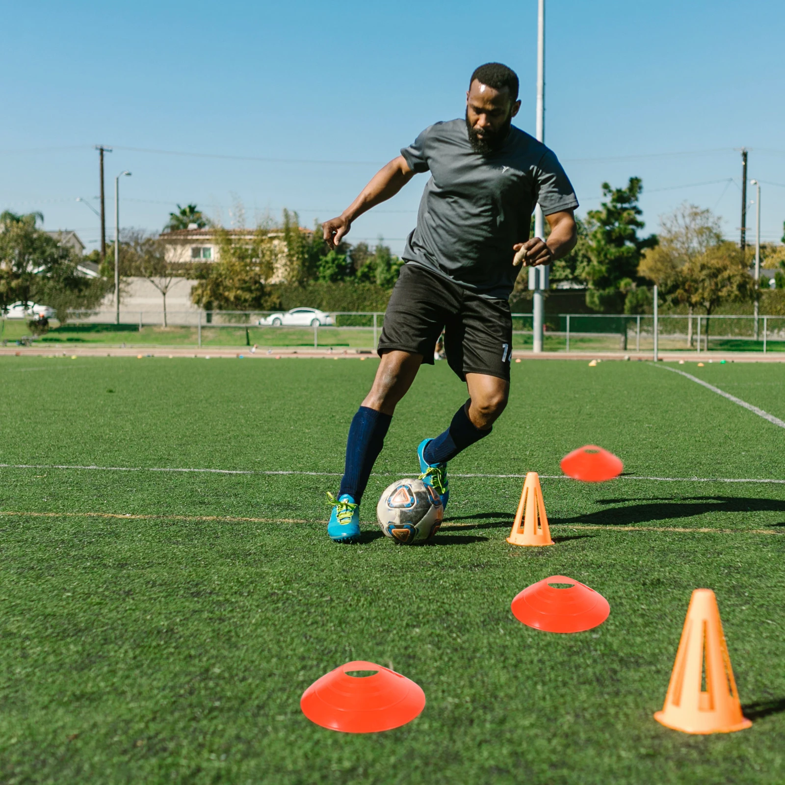 

50Pcs Soccer Training Cones Portable Football Discs For Agility And Speed Drills Weatherproof Sports Gear