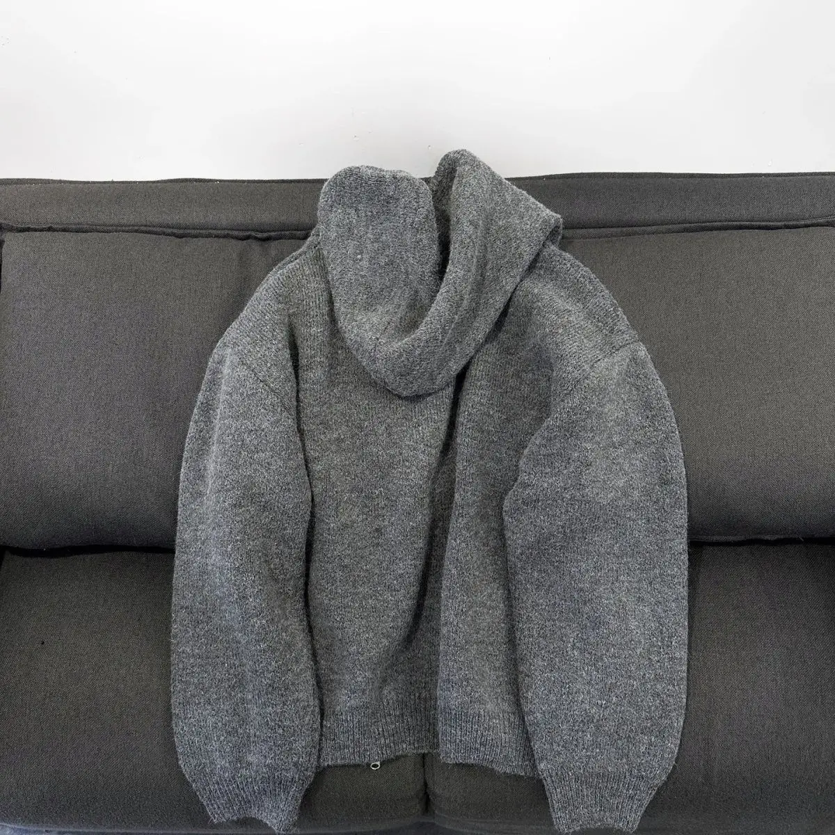 

Весна и осень, легкий дизайн, мужская одежда, свитер, кардиган с капюшоном, легкая и удобная вентиляция, модный темперамент