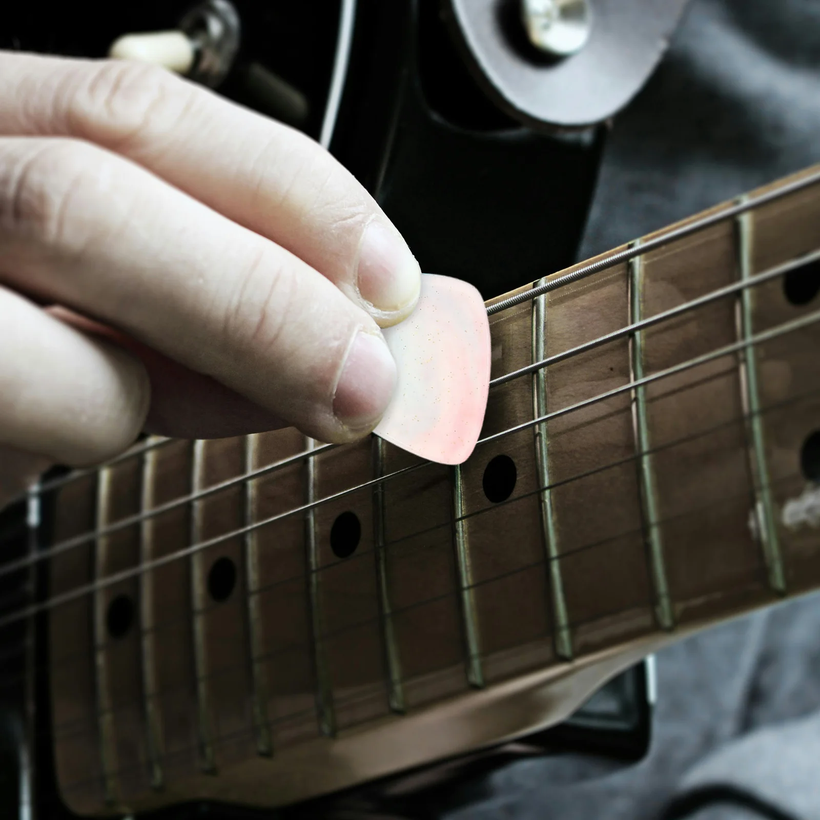 

10 Pcs Heart-shaped Guitar Pick Finger Picks for Acoustic Electric Banjo Bass Plectrums Accessories