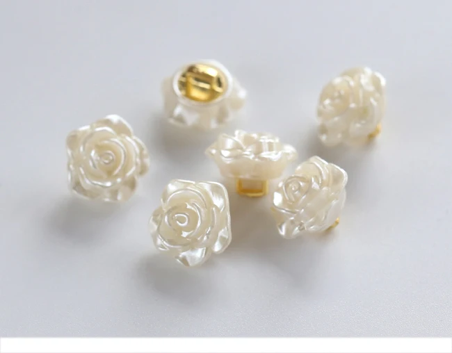 20pcs/lot Size:12mm Fashion Flower Peal Color Buttons Accessories Resin Shirt Buttons Decoration(SS-987)