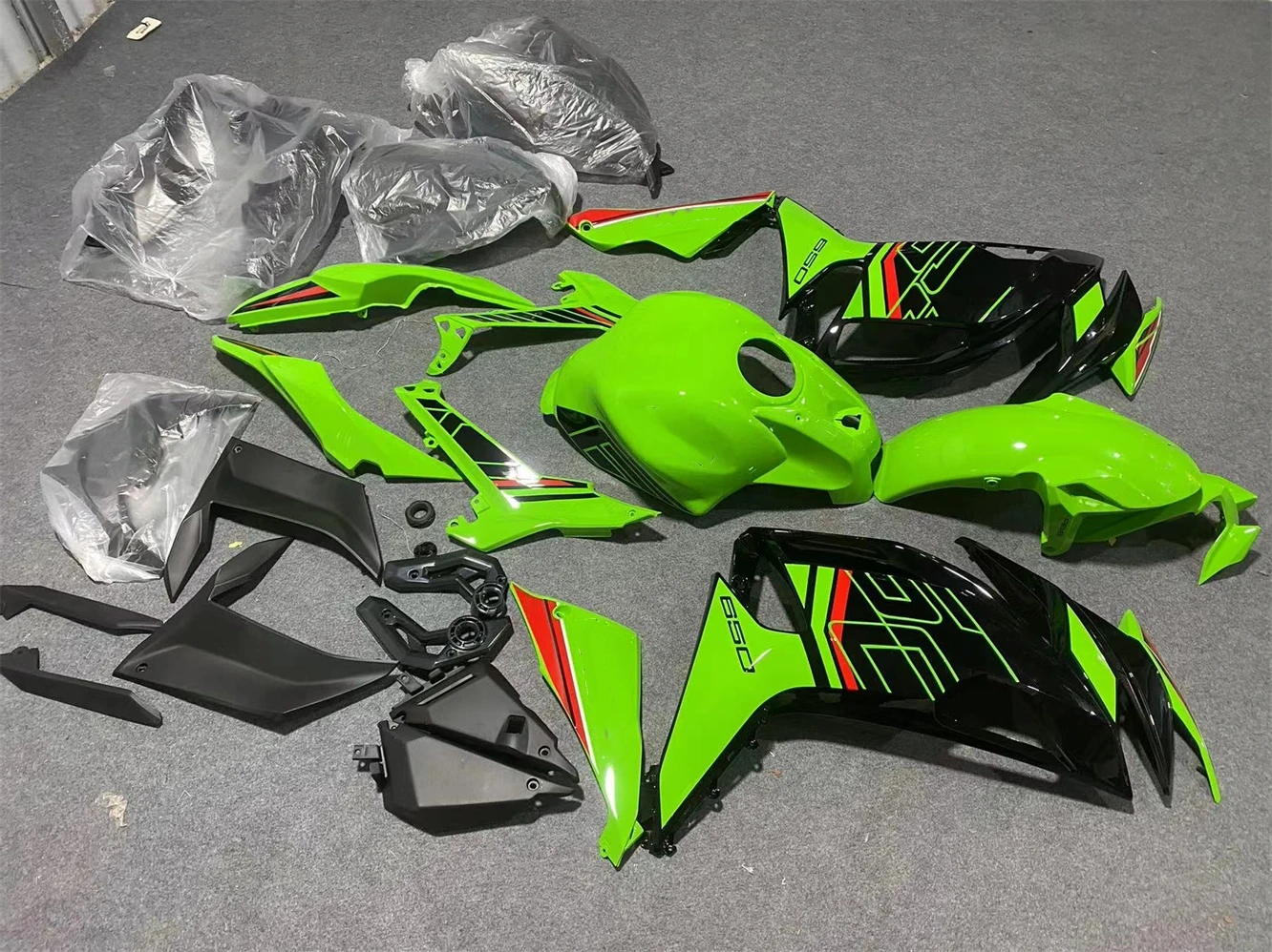 Motorcycle fairing suitable for ZX650 ER6F 2021 22 23 years Ninja 650 2020 2021 2022 2023 Body fairing Green black Red