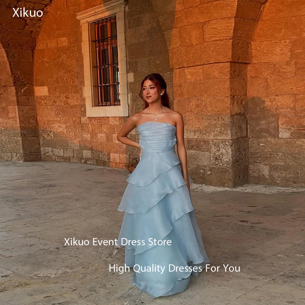 Xikuo luz azul organza formal plissado vestidos de noite sem alças uma linha robe femmes em camadas babados único vestido de baile personalizado