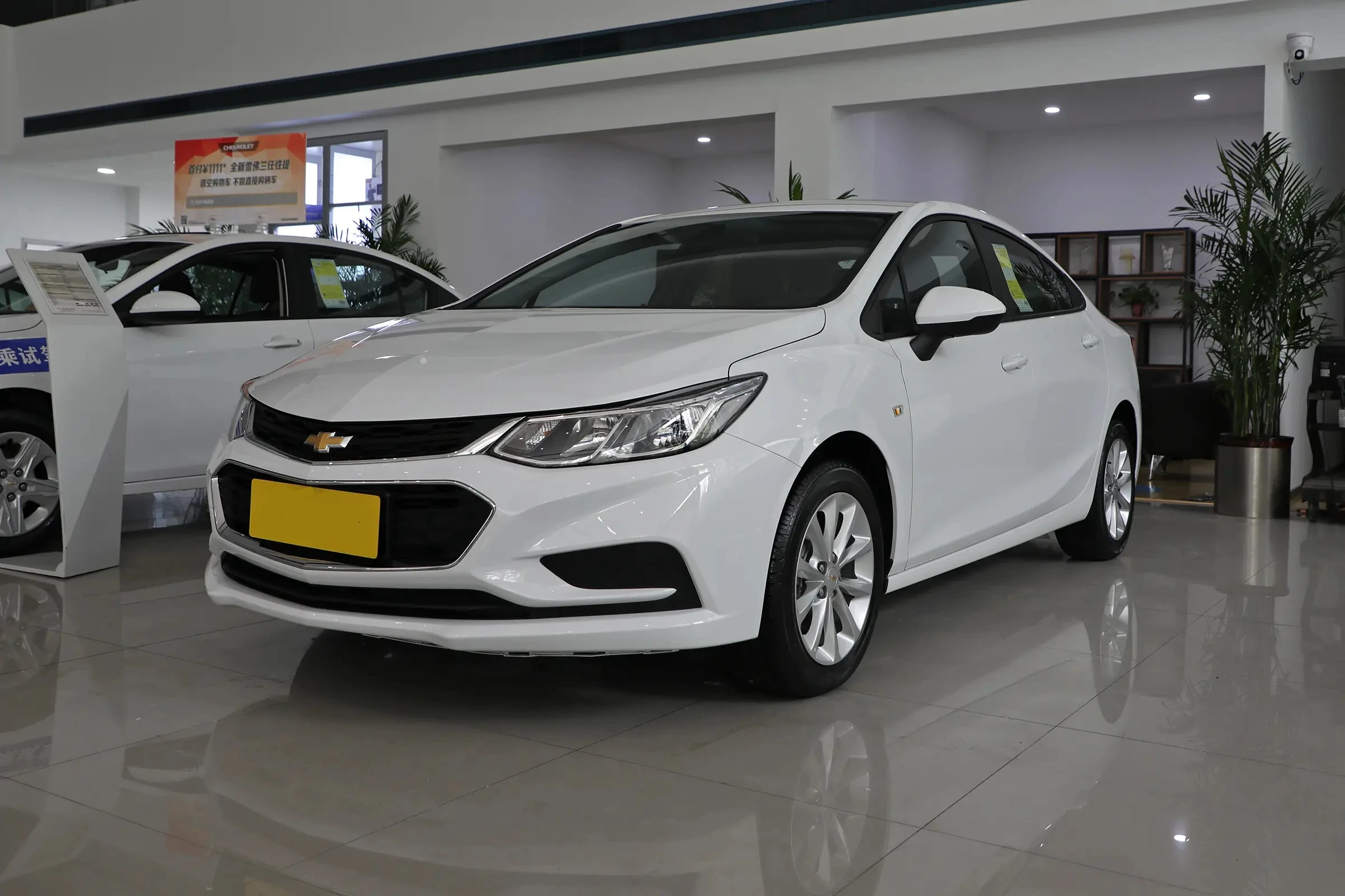 2024 Chevrolet Cruze 1.5L 1.3T Cars Gasoline Auto Chevrolet Monza 2023 New Car Sedan Adult Legal Cars