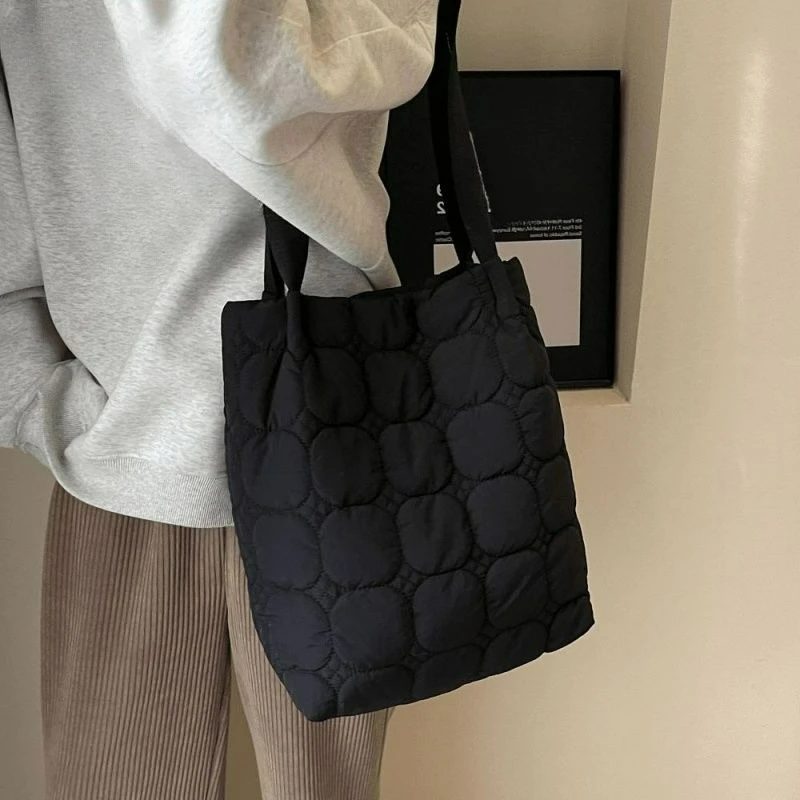 

Korean Ins Fashion Handheld Large Capacity Bag for Women 2025 New Autumn/Winter Versatile Shoulder Bags