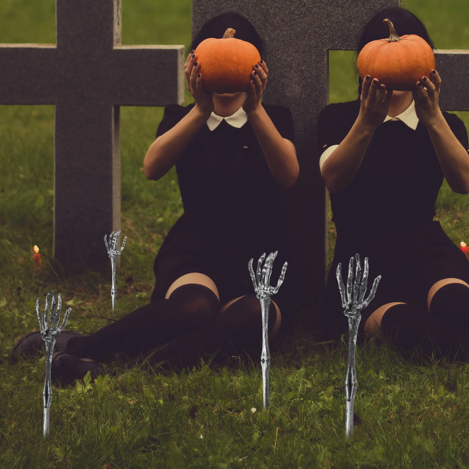 

Realistic Hands Stake Horror Halloween Party Decor For Lawn Cemetery Outdoor Scary Decoration Props