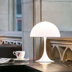 Modern Creative Mushroom Table Lamp Bedroom Bedside light Minimalist Home Decor Desk Lamp Office Study Reading Lighting Fixtures