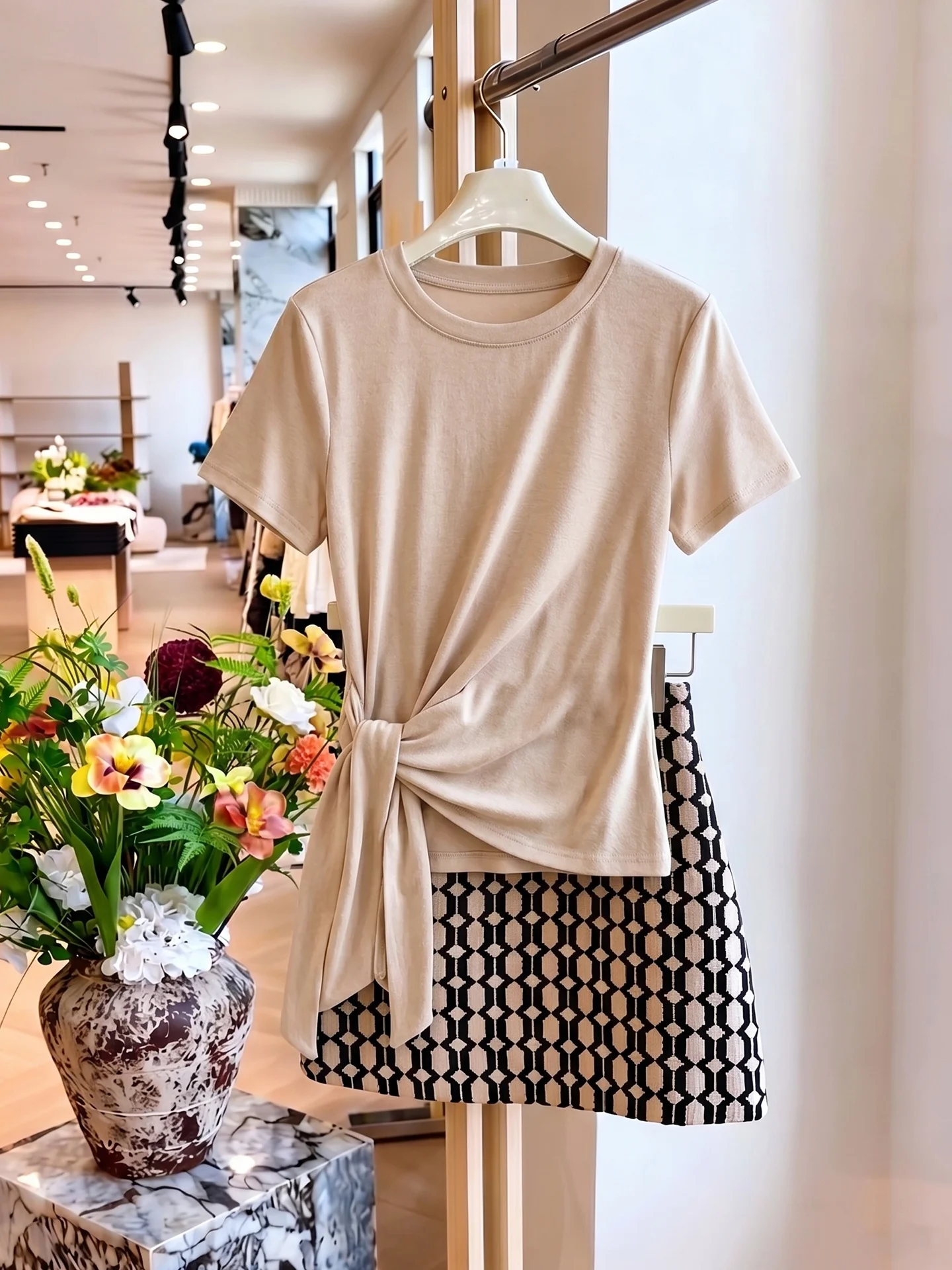 

Chic T-Shirt Women's Summer Design Sense Bow Tie Short Sleeve Pure Color Korean Style Fashionable Age-Defying Top