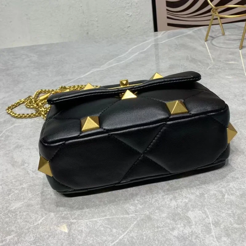 Women\'s Luxury Handbag Top Quality Leather Fashion Flap Chain Buckle Square Bag Vintage One Shoulder Crossbody Bag Banquet Bag