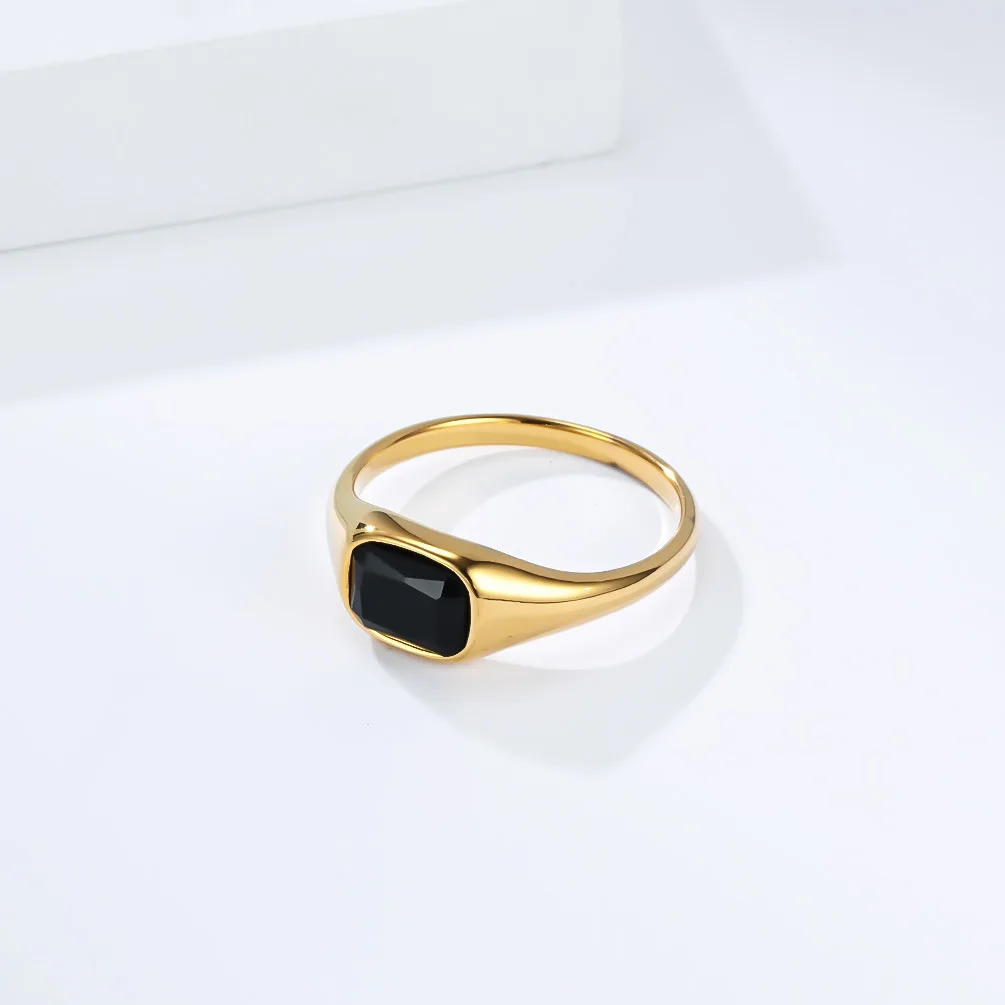 Women's Square Zircon Gold Plated Titanium Steel Ring Light Luxury Elegant Pinky Band European Trendy Stainless Steel Jewelry
