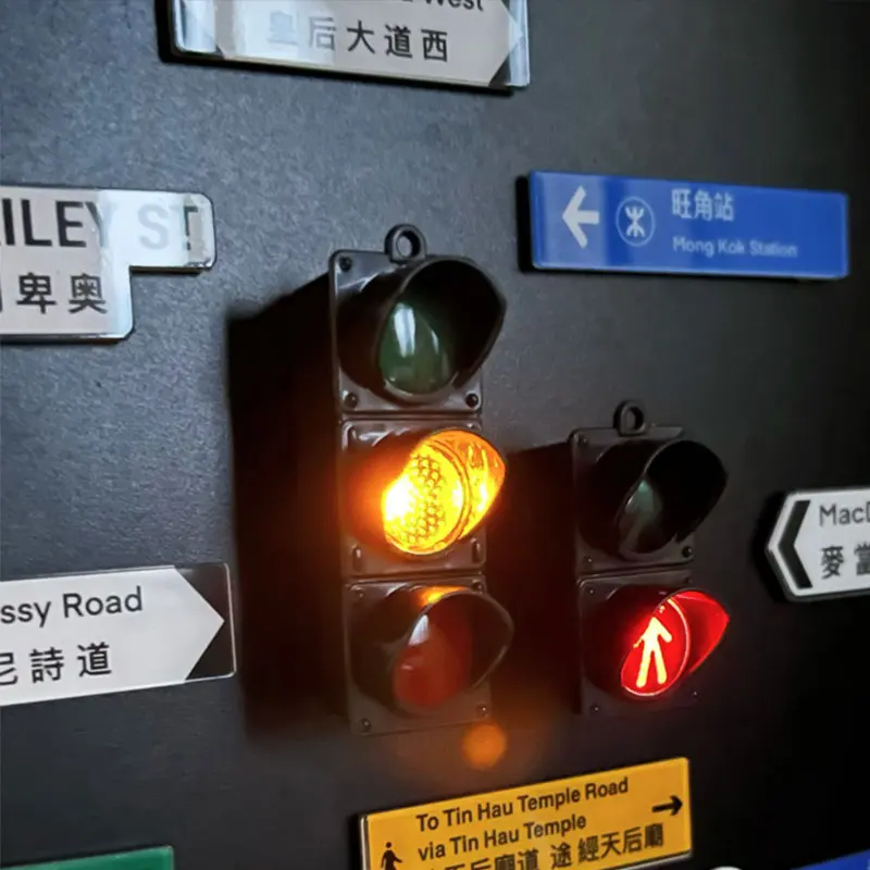 جديد 3D إشارة المرور المغناطيسي الثلاجة ملصقات مضحك لعبة المرور المشاة ضوء الإبداعية المغناطيسي اكسسوارات الديكور #4