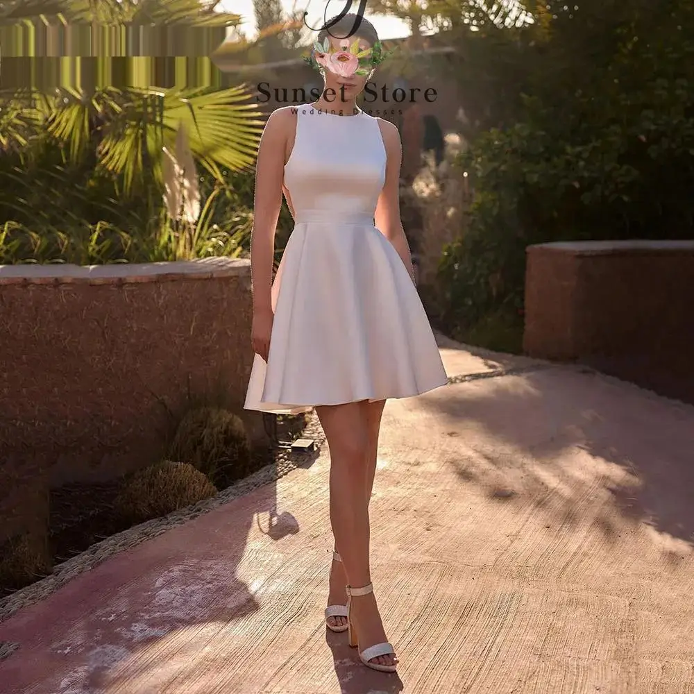 

Индивидуальное простое атласное мини-платье для невесты без рукавов, короткое свадебное платье А-силуэта, элегантное свадебное платье с открытой спиной на заказ