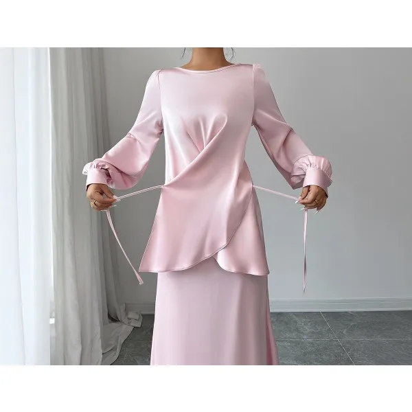 Abito da donna rosa 2025 Primavera Autunno Moda semplice Girocollo Manica lunga Cravatta in vita Abiti finti in due pezzi Gonna da donna da ufficio