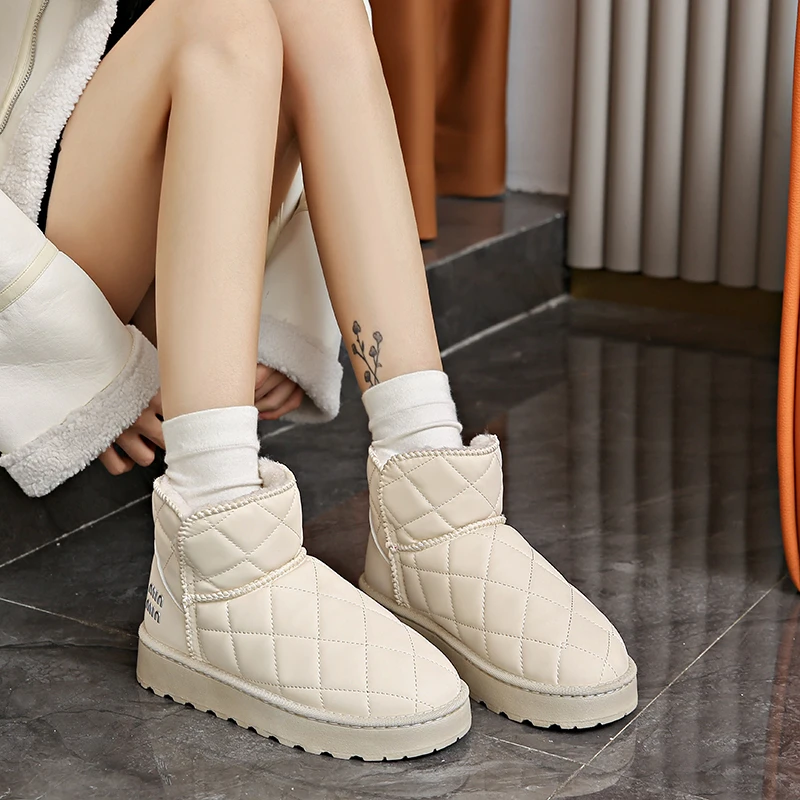 2024 New Fashionable Winter Women's Casual Comfortable and Warm Short-tube Round-toe Low-heeled Snow Boots