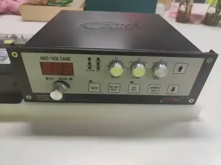 Regulador de voltaje de arco automático de plasma CNC HYD PTHC-200DC
