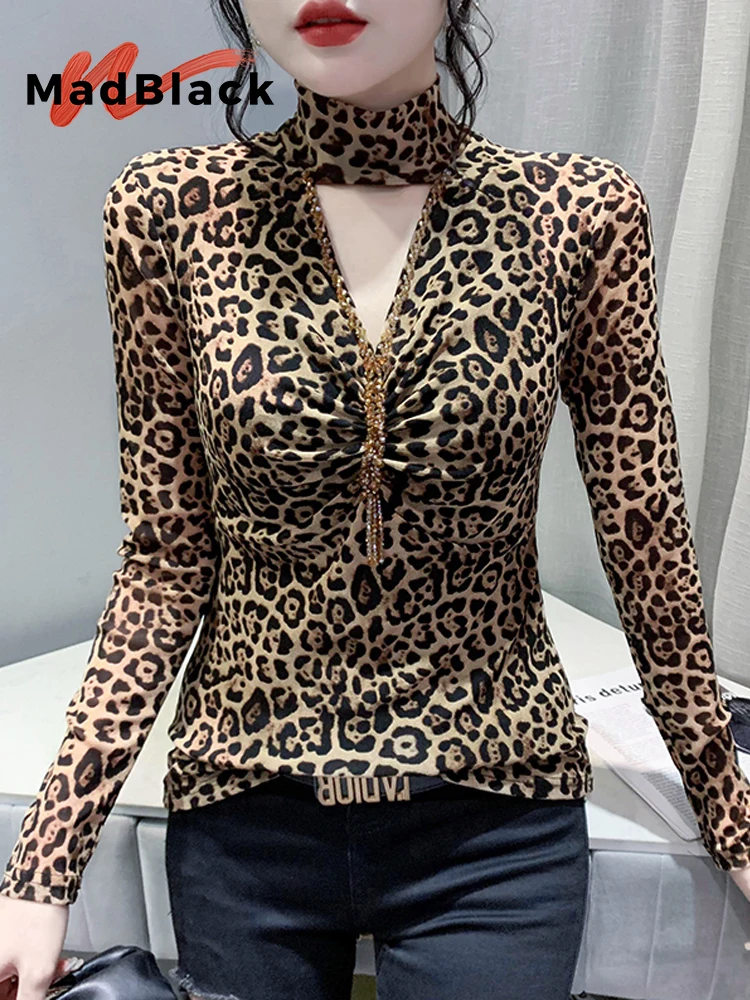 

MadBlack-Women European T-Shirt, Sexy V Neck Leopard Diamond, Streetwear Long Sleeve Slim M-3XL Tee, 2025 Autumn New T59237CC