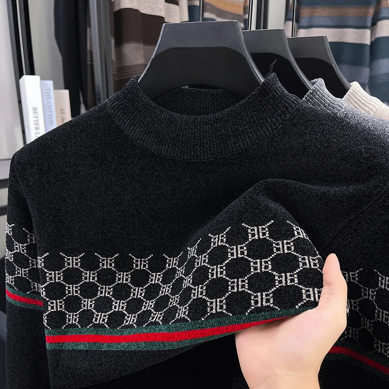 

High Quality Men's 2025 Autumn and Winter Sweater New Light Luxury Men's Round Neck Jacquard Casual Bottom Shirt
