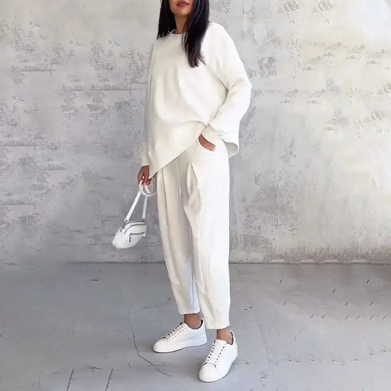 Round-Neck Long-Sleeved Top & Pants 2-Piece Set Conjunto de 2 Piezas de Top de Manga Larga con Cuello Redondo y Pantalones