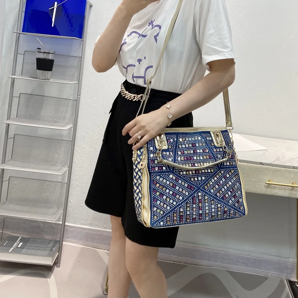 

2025 new Korean version retro large capacity hot diamond shoulder trendy bag fashion designer diamond canvas denim braid handbag