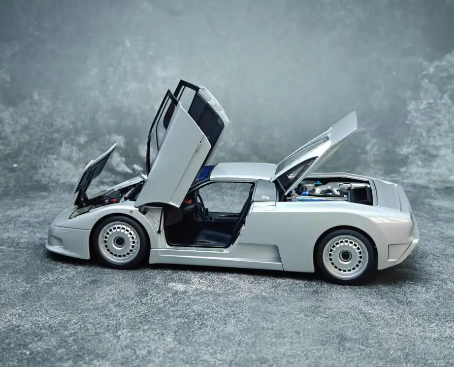 

Original 1/18 New Arrival Special Price Die-cast Metal French Luxury EB110 GT Sports Car Model Furniture Display Collection