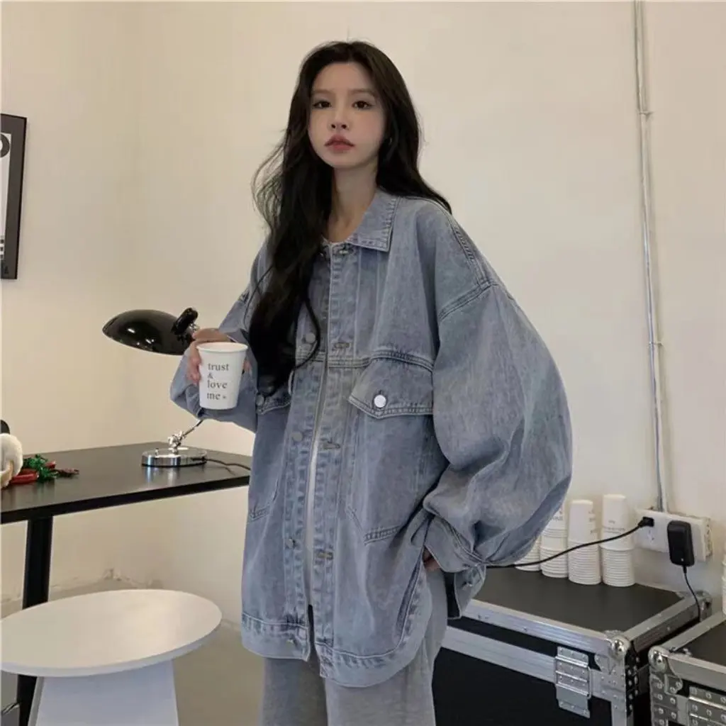 Women's Denim Jacket Ready Stock Retro Letter Print Loose Fit Long-Sleeved Top for Spring & Fall