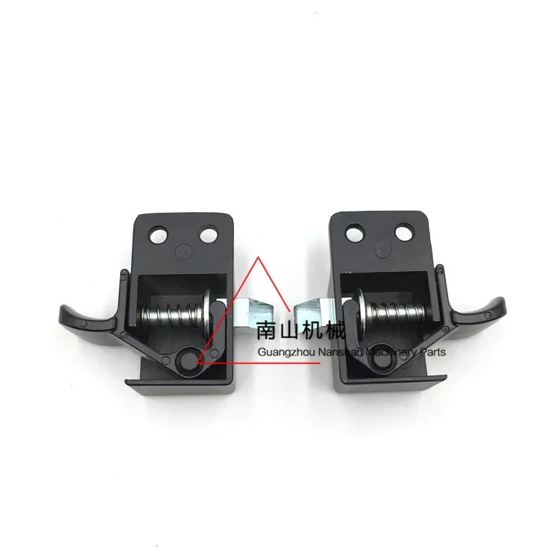 

Komatsu Sany 55 kobelco 60-8/70-8 Front Block Lock Glass Lock Front Windscreen Frame Lock Excavator Accessories