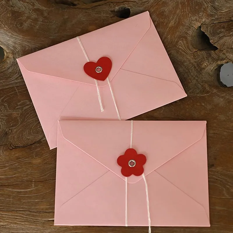 

5pcs 200gsm Paper Envelopes with String Buttons Kawaii Love Flower Envelopes DIY Wedding Party Invitation Cards Cover Gift Wrap