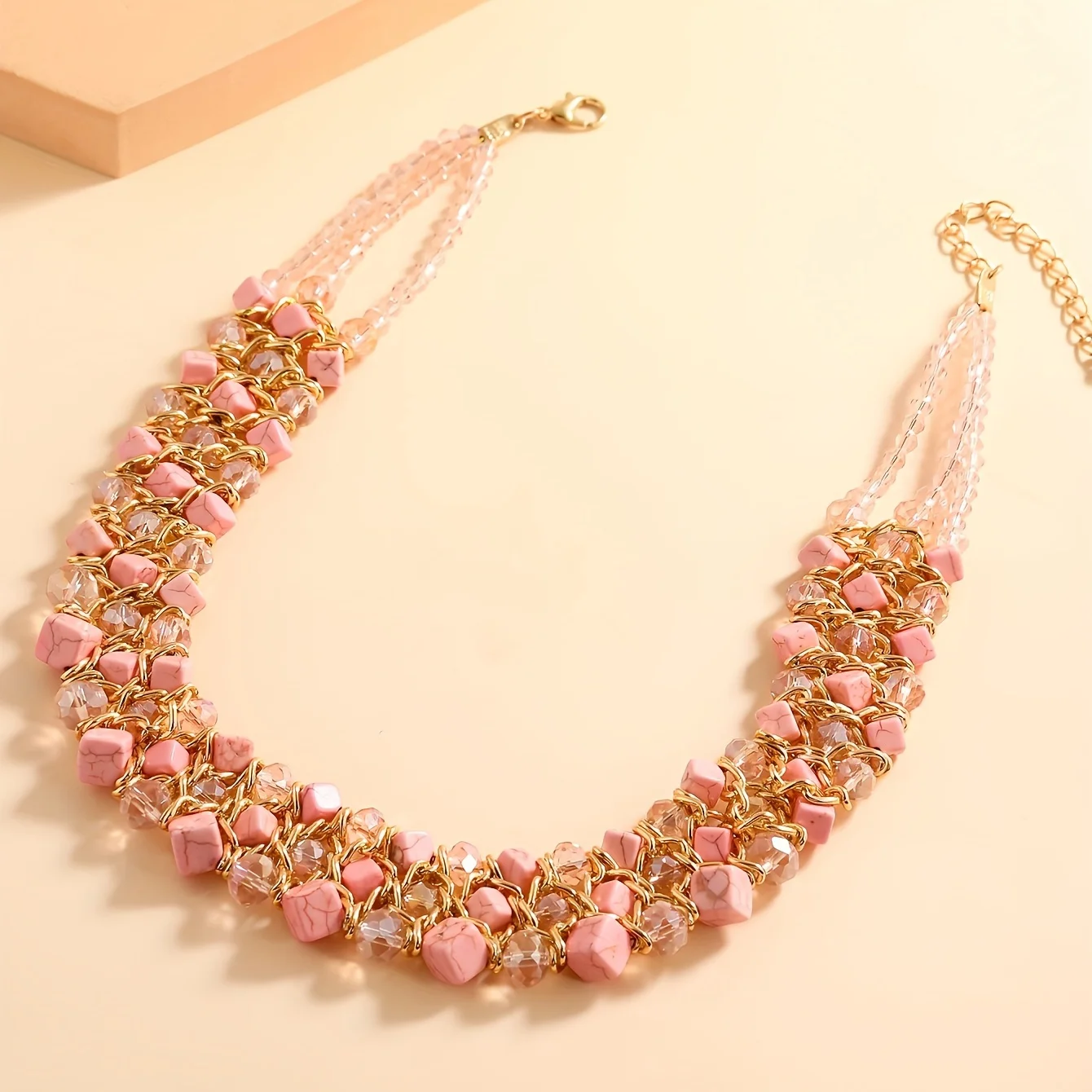 Ladies fashion pink necklace, Bohemian style, suitable for everyday festivals for girlfriends and wives
