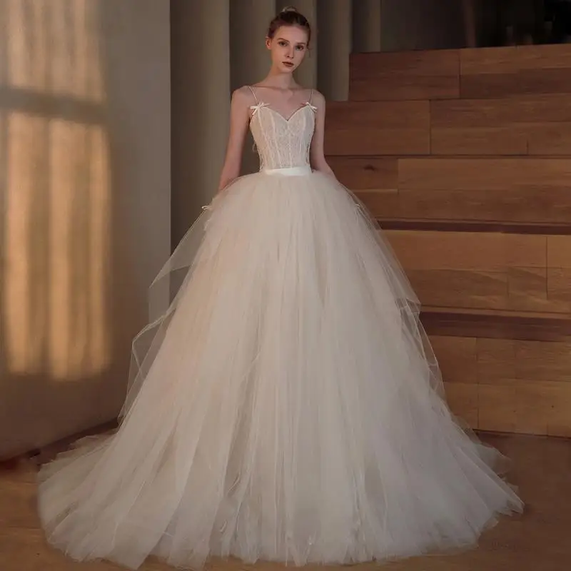 Robe de Mariée en Dentelle Française, Super Dégradé, Rétro, Amincissante, Haut de Gamme, Petite Queue, Nouvelle Collection 2024