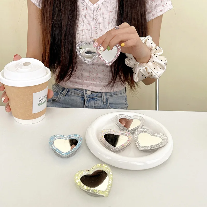 حامل هاتف لامع على شكل قلب مع مقبض توك ذكي عالمي ودعم كسول وحامل مرآة لامع لهاتف آيفون وسامسونج المحمول