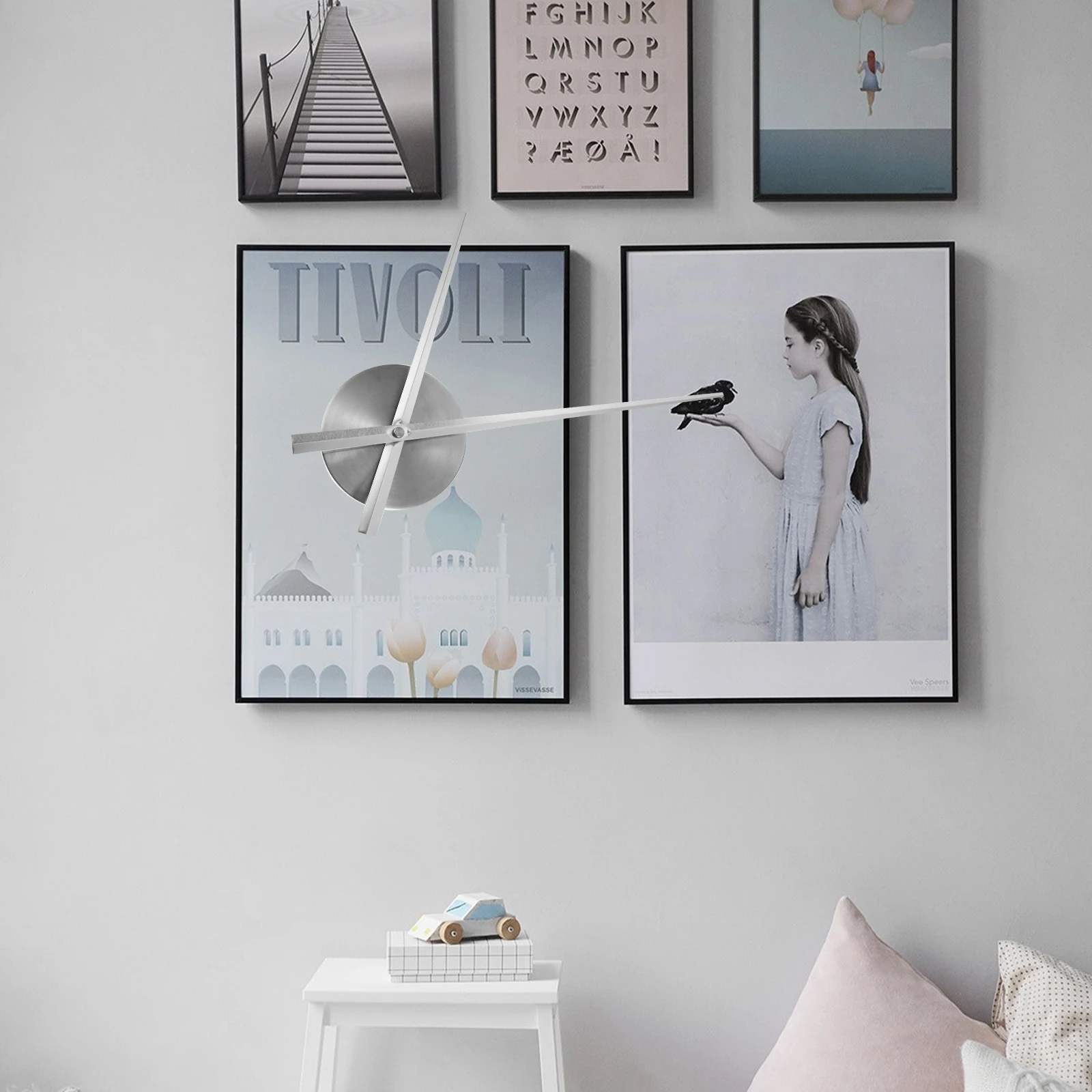 

1Pcs Creative Decorative Wall Clock Hands Base High Quality DIY Clock Movement Parts Accessories Repair Replacement