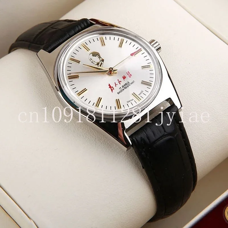 

Старые часы служит людям. Механический механизм 19 сверл с ручным заводом. Цельнометаллический светящийся трехконтактный противоударный. Сделано в