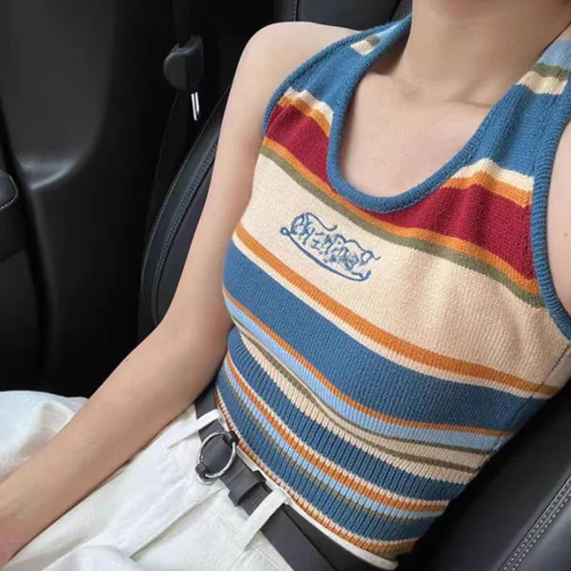 Streetwear Mix Color Stripe Canotte lavorate a maglia Donna Summer Beach Appeso al collo Gilet Donna 2025 Moda Slim Fit Y2K Gilet Donna