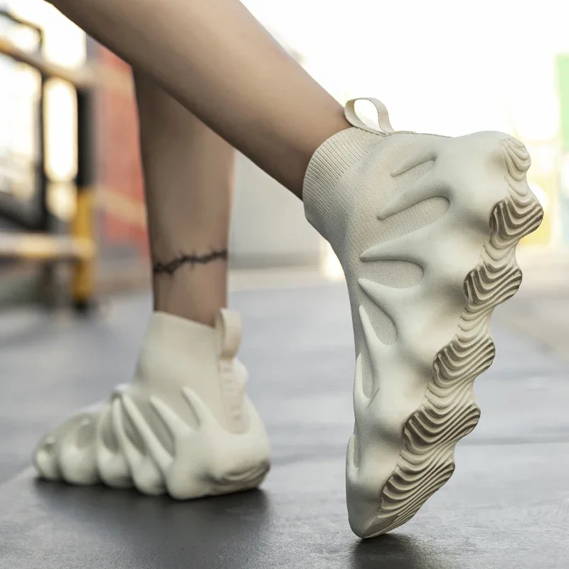 

Large Size Coconut Men's Shoes High Top Dad Sneakers Thick Bottom Heightening Spring New Style Black Samurai Socks Shoes