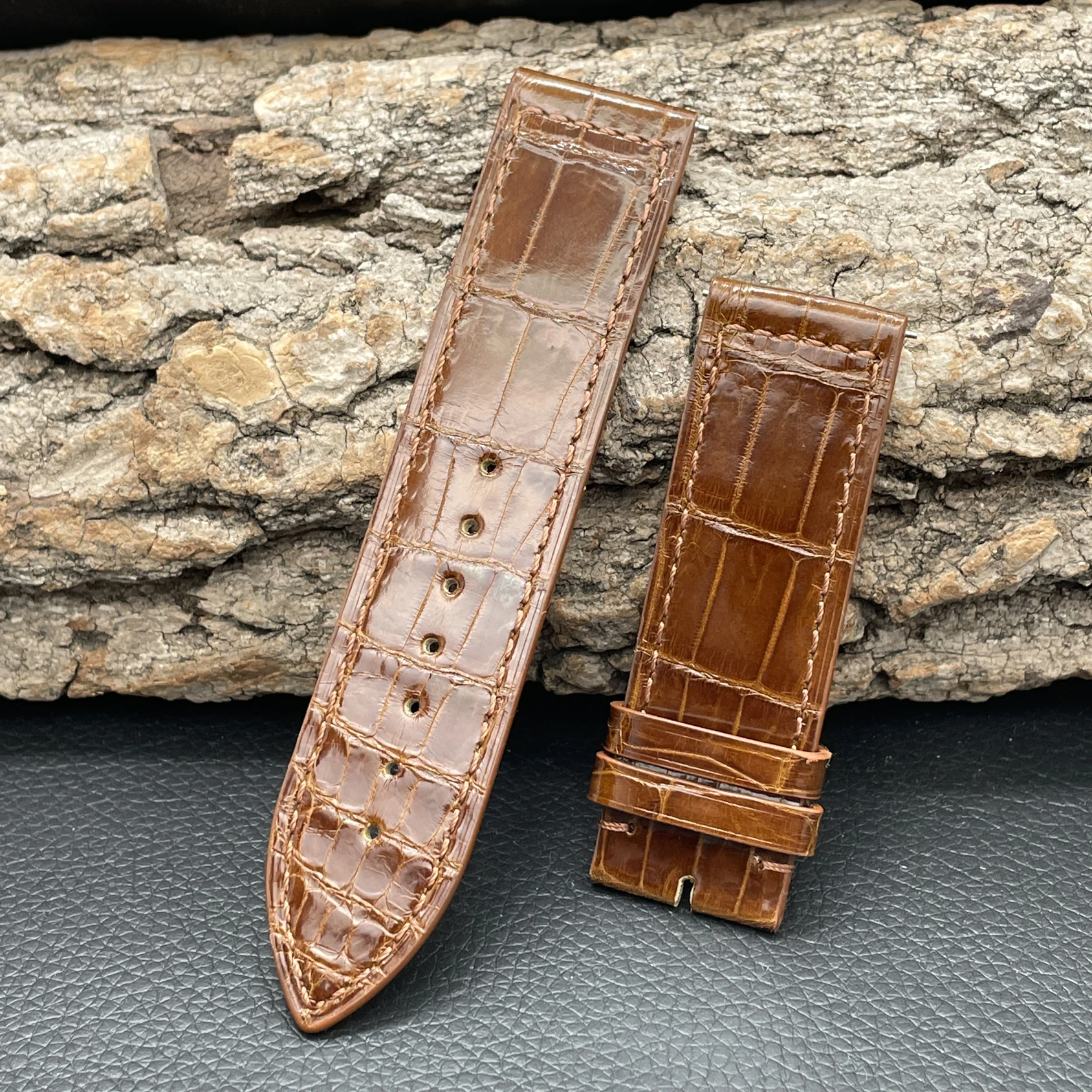 

Adapted to Mulan 1000SC 902QZ 1200SC 1150SC 3002M crocodile leather strap