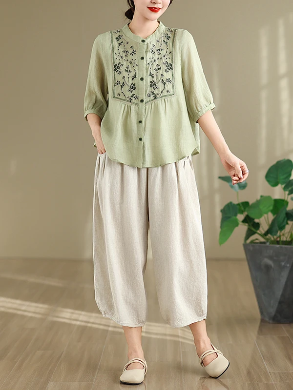

Faionable Cotton Linen Embroidered Set with Elastic Waist Seven-Quarter Length Harlan Pants And f-Sve irt Two-Piece...